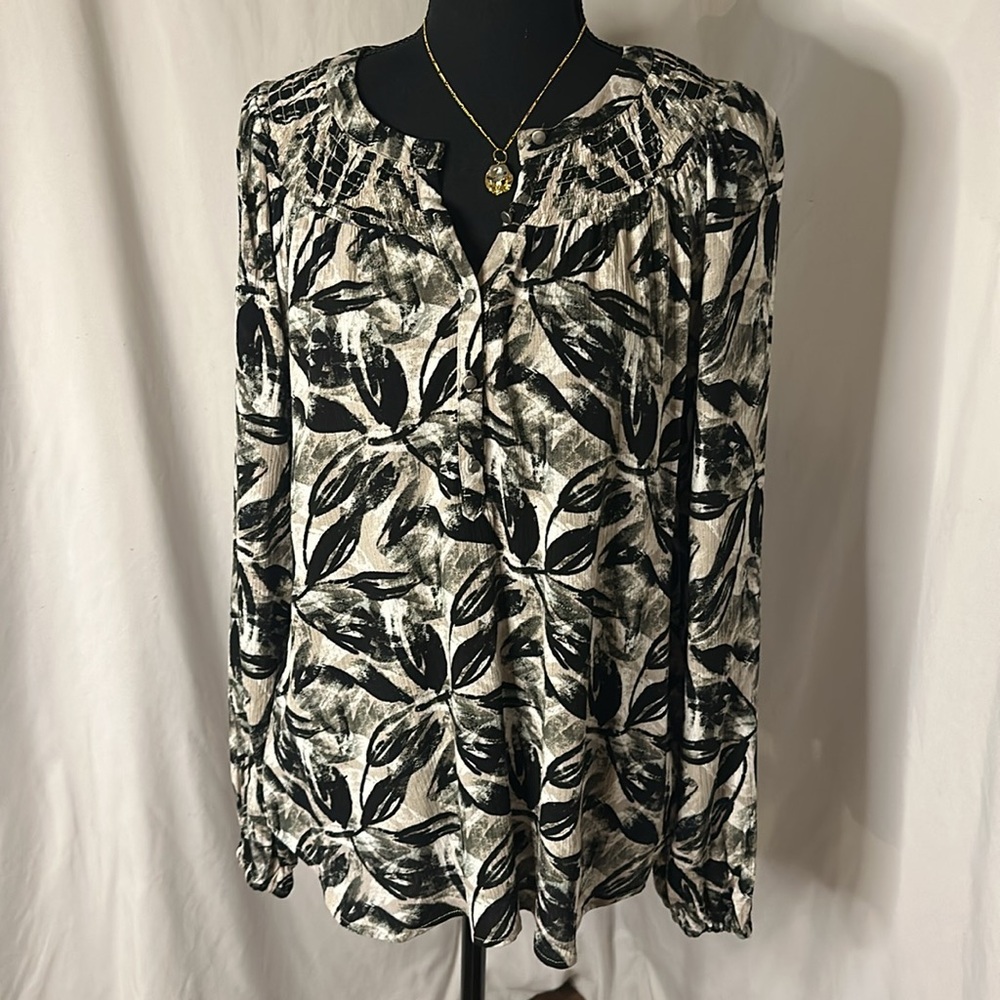 NWOT BOBEAU Long Sleeve Blouse - Picture 1 of 5